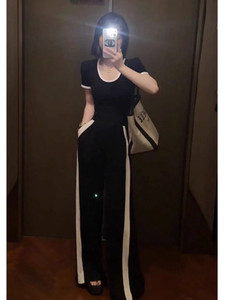 欧货炸街运动套装女夏季高级感韩版短袖上衣高腰垂感休闲裤两件套