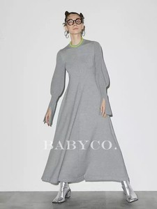 日本贵牌小众设计感法式复古宽松灯笼袖喇叭袖针织连衣裙毛衣长裙