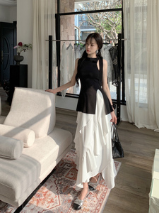 港味新款法式复古黑色绑带上衣+白色飘逸多层半身裙