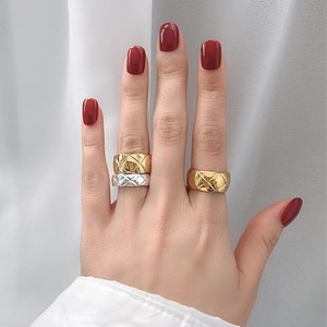 菱格戒指小香风coco几何镀金欧美个性网红复古高级宽版合金食指戒