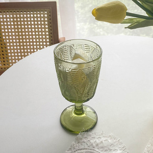 ins博主同款复古绿叶浮雕玻璃杯法式洋酒高杯家用聚会果汁冷饮杯