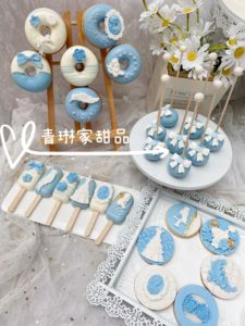 蓝色手工甜甜圈棒棒糖蛋糕巧克力婚礼甜品桌摆台生日翻糖定制顺丰