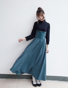 可可家21冬 穿出婀娜的线条美 腰部绑带设计 高腰半身A字伞裙