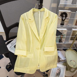 黄色小西装外套女2023新款气质天丝防晒西服夏季七分袖休闲上衣薄