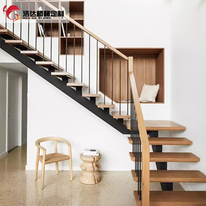室内整体钢木复式阁楼别墅跃层玻璃楼梯现代简约欧式家用楼梯定制