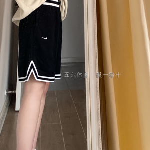 NIKE耐克短裤男女经典刺绣logo黑色休闲运动跑步舒适五分裤DH7161