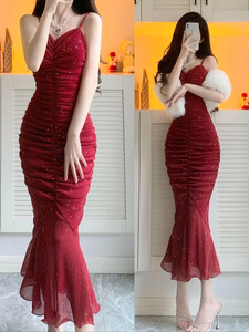 超仙红色吊带礼服裙高级质感紧身包臀连衣裙鱼尾裙珠片亮片设计感