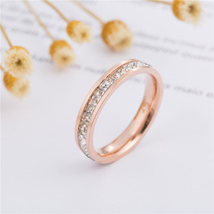 韩版时尚彩金戒指女 钛钢满钻锆石指环指 网红情侣戒指配饰