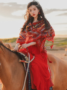 超仙民族风红色绣花长裙女新疆西藏青海湖沙漠度假穿搭拍照连衣裙