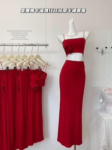 米尤2024夏圣莫妮卡海滩短款无袖红花吊带上衣性感包臀半裙套装女