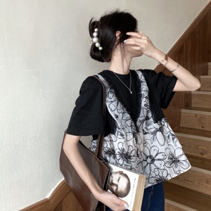 新中式国风假两件印花泡泡袖短袖衬衫女夏季设计感小众娃娃衫上衣