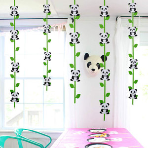 幼儿园教室走廊春天森系主题环创吊饰儿童房创意挂饰树叶熊猫拉旗