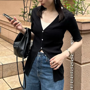 日系MAX半袖T恤女夏季新中长款纯色薄款针织修身单排扣V领短开衫