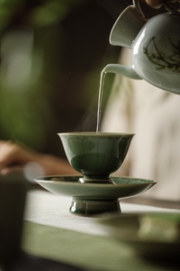 梵汝茶书院 整套宋代点茶茶盏越窑龙泉青瓷主人杯手工雕刻茶杯