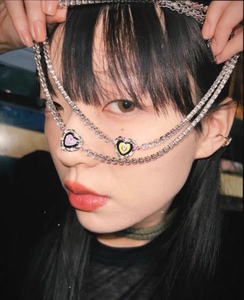 韩国ins博主原创设计高级感少女锁骨链项链彩钻麻花爱心短链多色