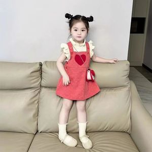 韩版女童背带裙套装2024新款宝宝洋气儿童两件套背带裙打底潮款韩