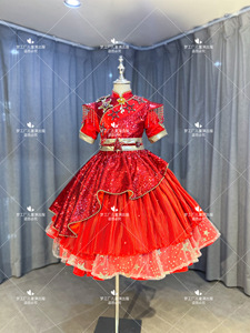 儿童红短款礼服裙唱歌大红色亮片表演服装女童七月的太阳七月的花