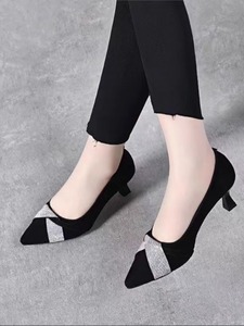韩国黑色三厘米高跟鞋女浅口水钻尖头单鞋中跟百搭气质真皮女鞋子