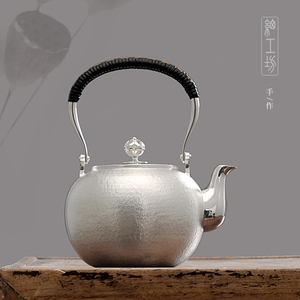 细工坊 日本银壶纯银999茶壶手工提梁银壶烧水壶 钉纹复古