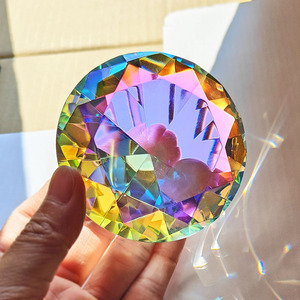 大号炫彩水晶玻璃钻石摆件七彩宝石玩具折射彩虹制造家居装饰8CM