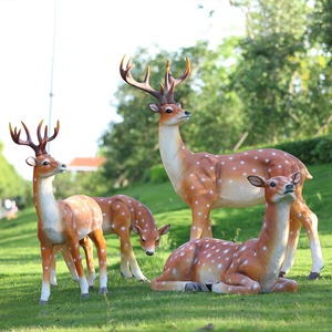 户外大型仿真梅花鹿玻璃钢园林景观装饰小鹿雕塑花园庭院动物摆件
