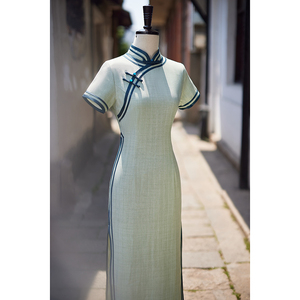 绿色旗袍2024新款女夏季新中式改良年轻款连衣裙复古民国风老上海