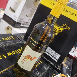 澳洲黄尾袋鼠莎当妮干白葡萄酒  2015/16 Yellow Tail Chardonnay