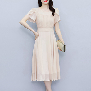 高端精致连衣裙女夏季新款女装白色时尚高级长裙气质洋气雪纺裙子