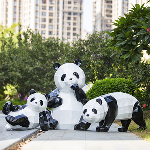 玻璃钢几何熊猫雕塑户外草坪公园林景观装饰小品抽象动物模型摆件