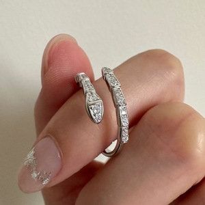蛇形镶钻戒指女S925纯银创意个性开口食指戒时尚气质小众开口指环