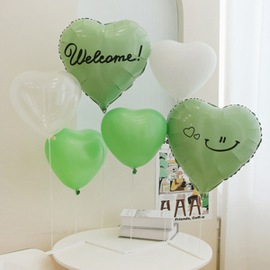 绿色心形折叠桌飘气球装饰场景布置前台吧台氛围装扮欢迎光临道具