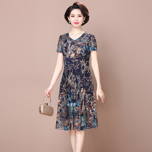 中老年妈妈连衣裙短袖夏季新款洋气高贵台湾纱50岁女装时尚花裙子
