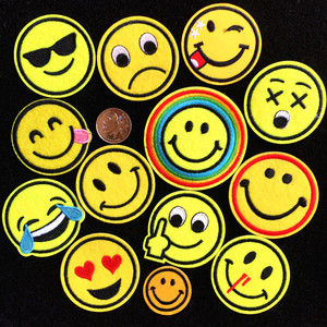 Emoji表情卡通时尚补丁贴儿童衣服贴徽章贴布黄色笑脸装饰贴花diy