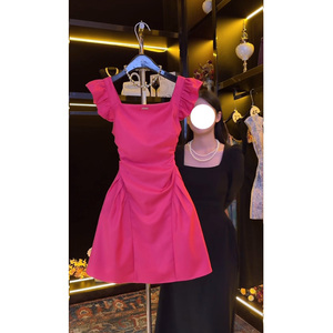 小个子法式气质高级感粉色裙子连衣裙夏季新款2024红色短裙女装春