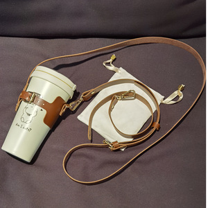 新款网红咖啡杯杯套皮革PU材质随行杯便携手提杯保护套长短款背带