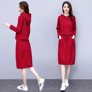 红色卫衣连衣裙套装女装2023年秋季新款气质显瘦减龄名媛淑女套裙