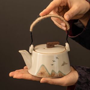 米黄汝窑远山泡茶壶小容量陶瓷提梁壶家用轻奢高档单个茶具带过滤