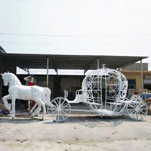 铁艺玻璃钢欧式花车马拉车雕塑景区游览观光南瓜马车婚礼婚庆装饰