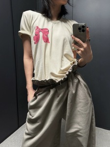 24夏季magl*粉色蝴蝶结印花修身短袖T恤背后字母logo上衣女