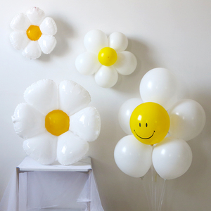 白色小雏菊花朵桌飘铝膜气球野餐户外一周岁男女生日布置装饰场景