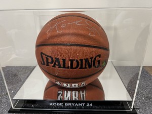 二手正品 斯帕丁 Kobe 科比 亲手签名篮球带PSA保真证书礼物收藏