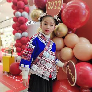 2022民族风儿童演出服头饰苗族服装女童蓝色金丝绒刺绣上衣百褶裙