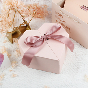 礼物包装盒高级生日男礼品盒爱心形伴手礼礼盒空盒口红高档母亲节