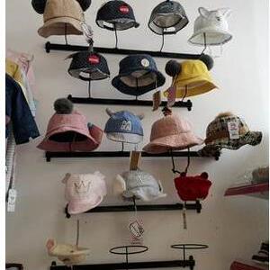 壁挂帽子展示架饰品帽撑架盒装袜架上墙丝袜棒球帽童装婴儿帽陈列
