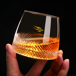 旋转威士忌酒杯水晶玻璃创意不倒翁马爹利摇摇杯金标洋酒杯干邑杯