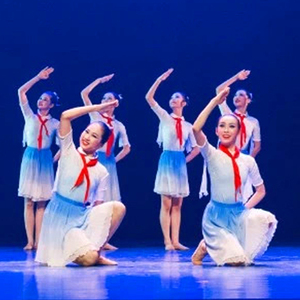 儿童飘扬的红领巾合唱演出服中小学生歌唱祖国舞蹈裙舞台表演服装