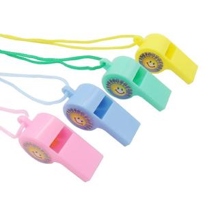 塑料彩色带绳口哨裁判口哨球迷哨子儿童玩具吹口哨OK口哨BB哨包邮