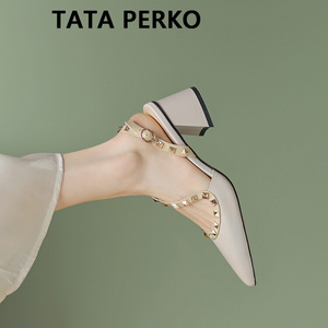 TATA PERKO联名时尚凉鞋女款夏季外穿法式铆钉包头粗跟尖头高跟鞋