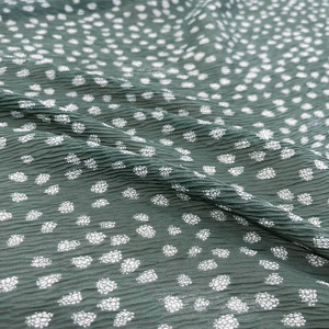 韩国进口夏季清新风藏青色豆绿色压皱底白色桑果印染雪纺时装布料