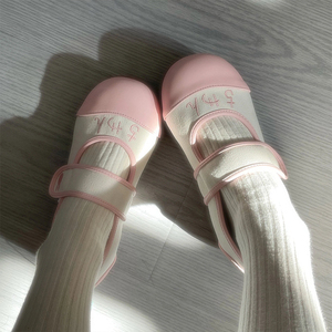 白色小皮鞋女款夏季平底魔术贴玛丽珍可爱日系单鞋圆头芭蕾泡芙鞋